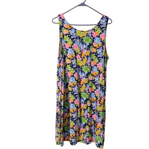 SOLD- Lilly Pulitzer X Disney Parks Mickie Minnie Castle, XL